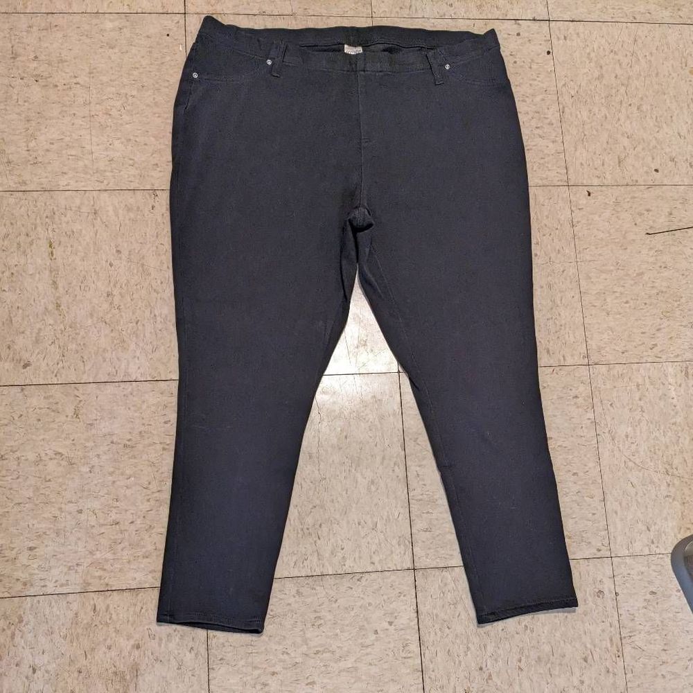 Size 2X Black Cropped Stretch Skinny Jeans; 20W-22W; jeggings
